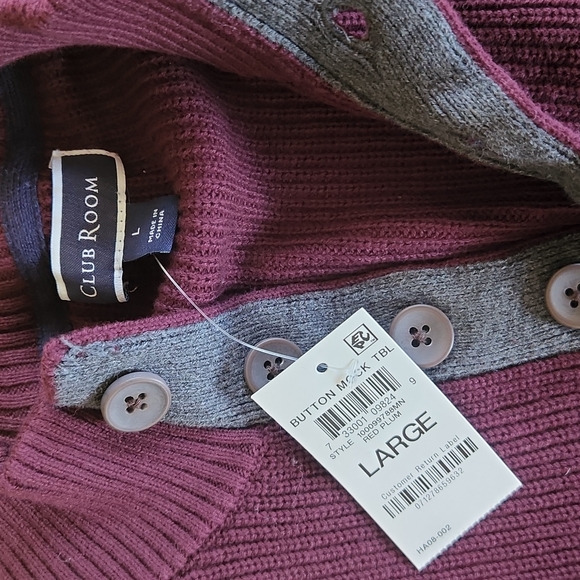 Pullover Sweater - Picture 2 of 5